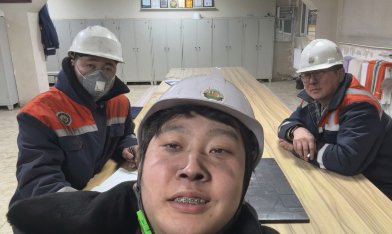 Эрчим хүчний салбарын ажилчид 